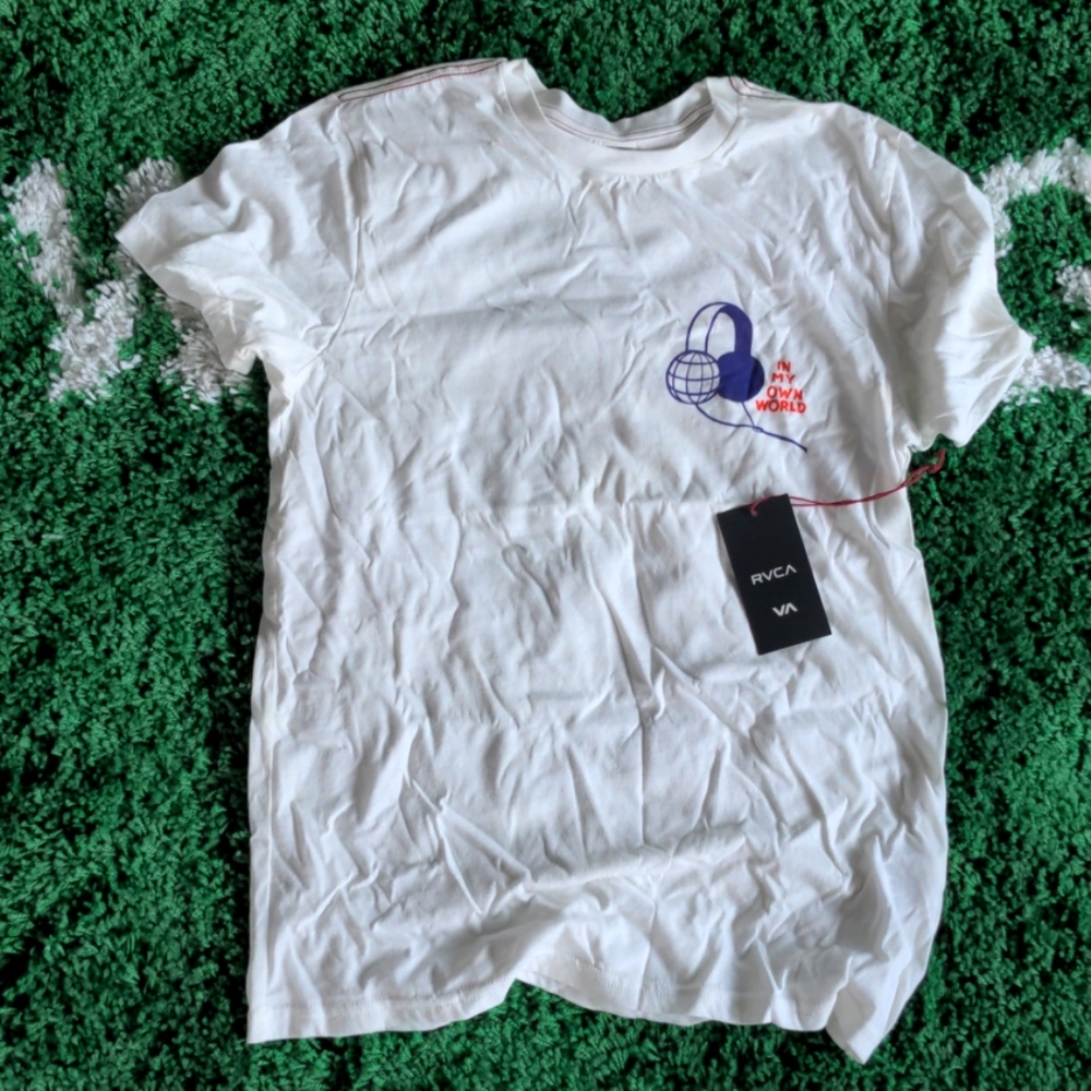 RVCA T-shirt brand new